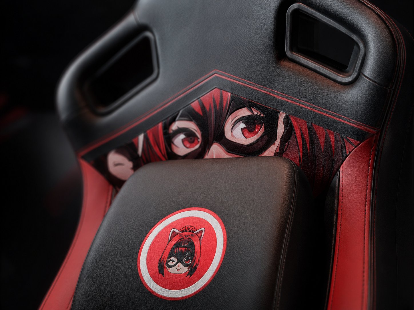 Detalhe da arte exclusiva no encosto